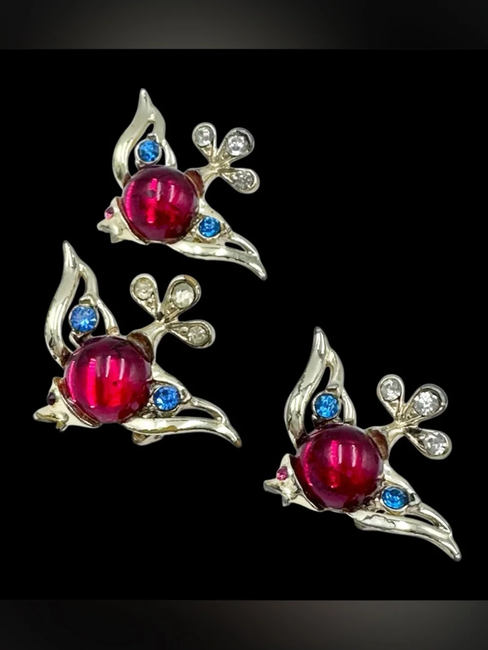 Vintage Set Of 3 Red Jelly Belly Fish Scatter Brooch Pins